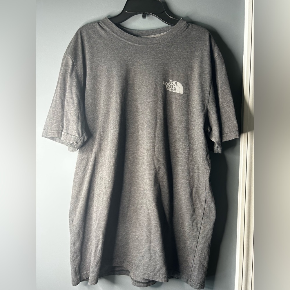 NORTH FACE CLASSIC FIT TEE